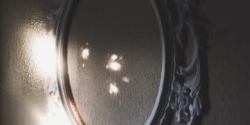 Unlock the Secrets: The Art of Scrying with Mirrors, Water, and More - Cover Image